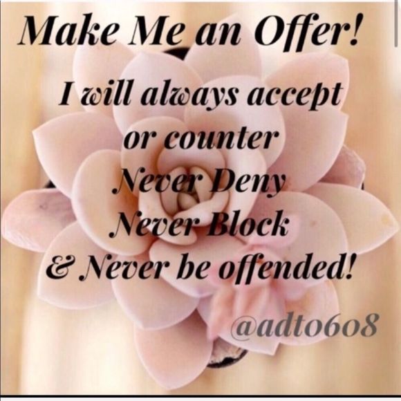 New Straight Outta Quarantine Mustard Graphic Crop Top T-Shirt Medium - Picture 7 of 10